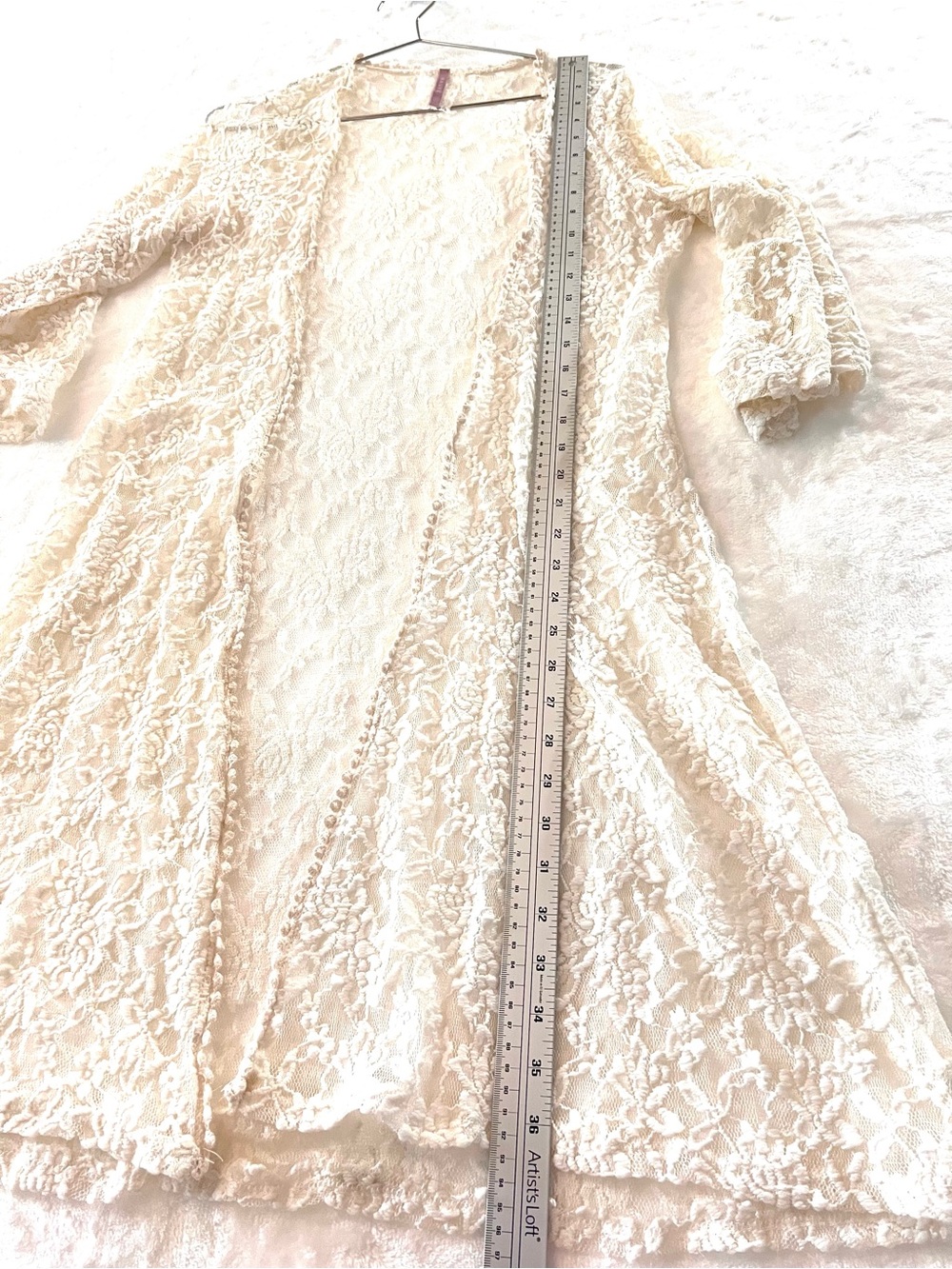 Mauve Lace Open-Front Layering Cover-Up in Soft Cream - Picture 4 of 7